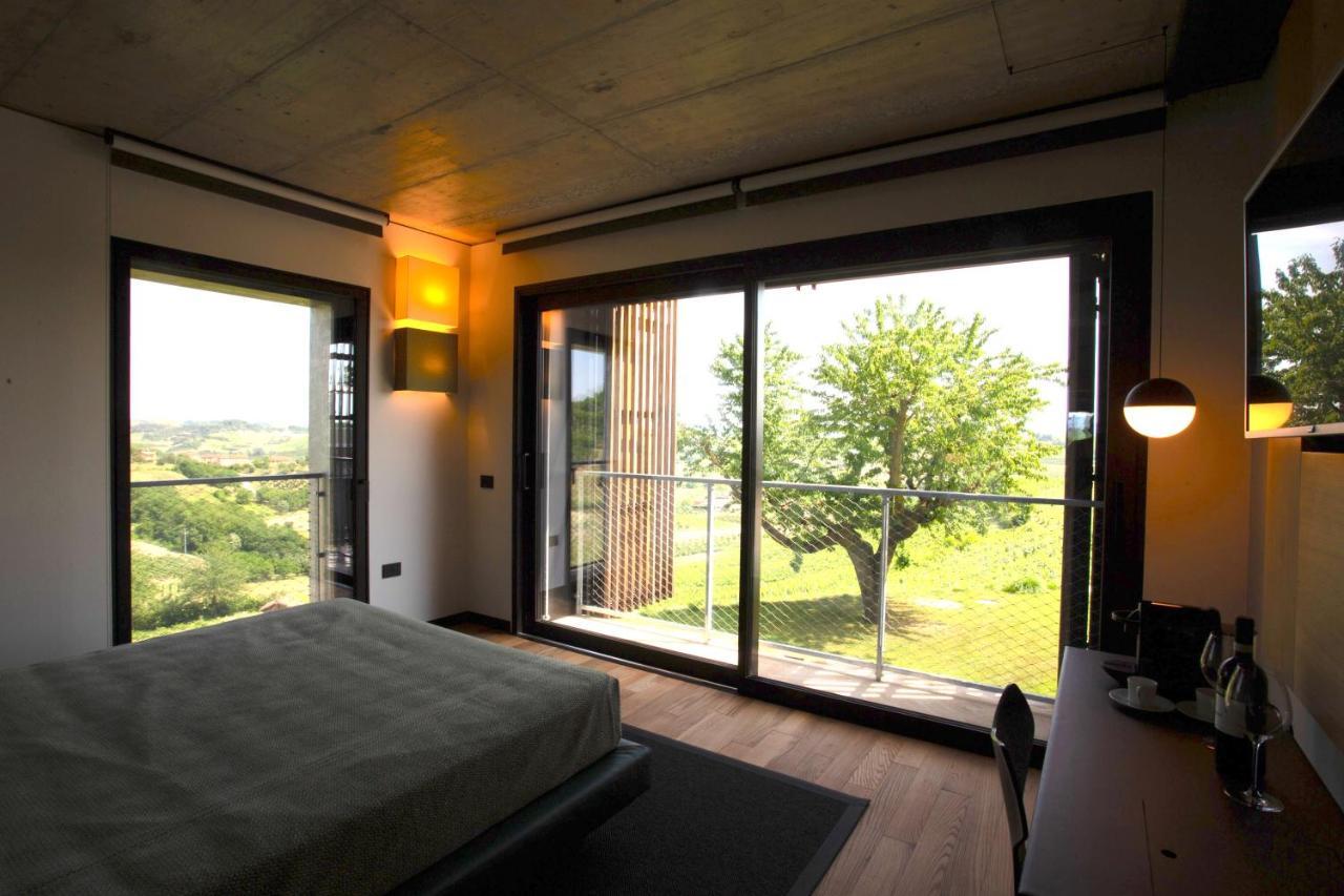 Ca' Del Profeta Ristorante & Relais Hotel Montegrosso d'Asti ห้อง รูปภาพ